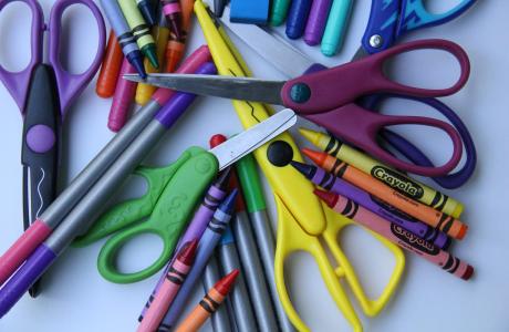 scissors, markers, crayons of different colors