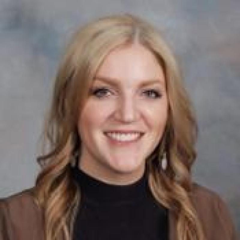 photo of Meredith Schneider